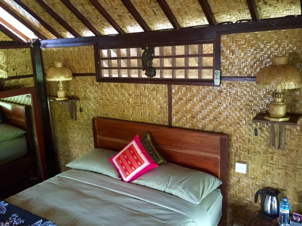 Mahogany Cottage Gili Meno Værelse billede